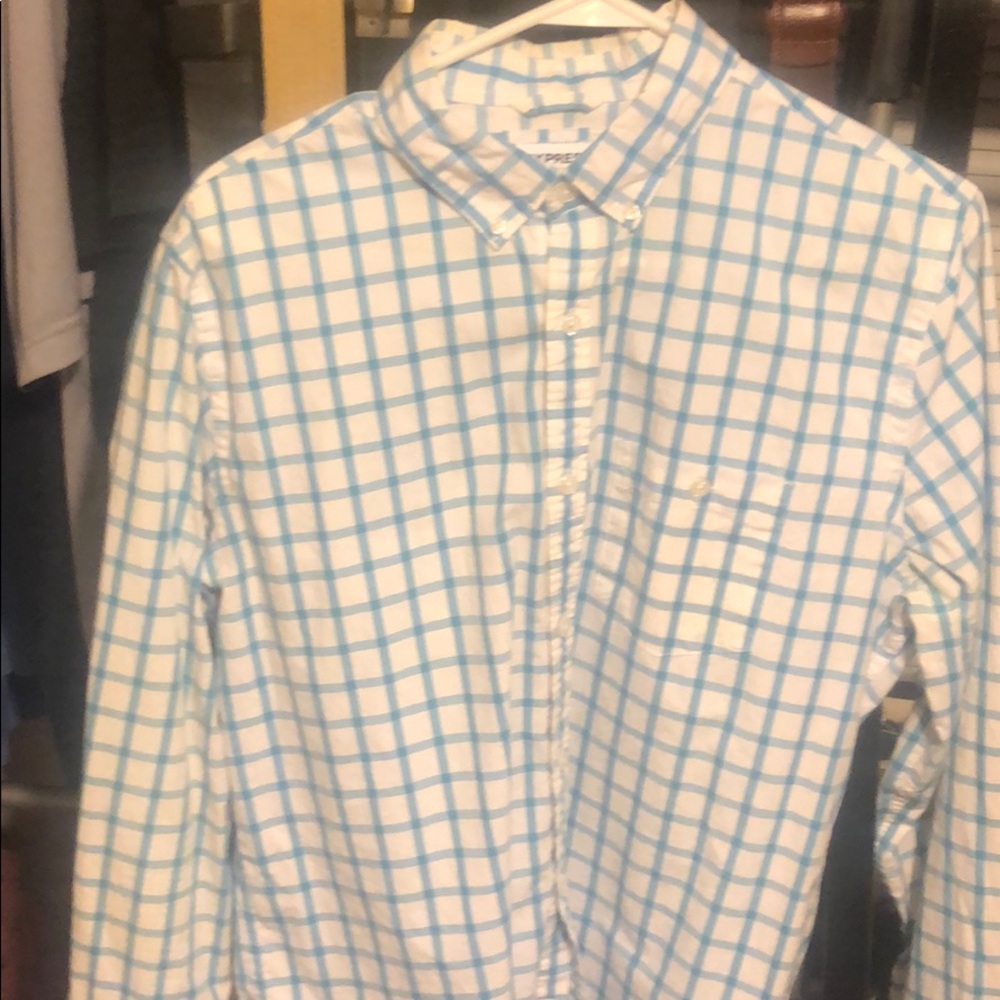 Express fitted button down